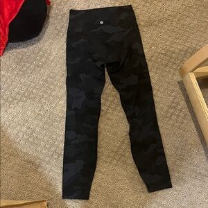 Lululemon 4 Black Camouflage Leggings